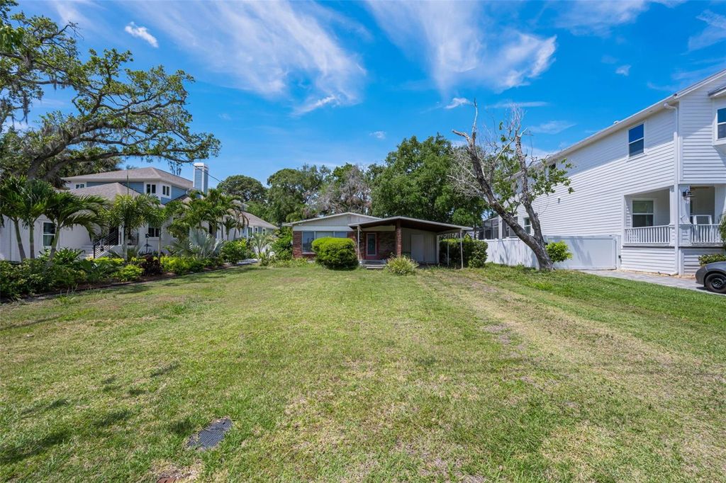 Photo of 2305 S Occident Street, Tampa, FL 33629 (MLS # TB8496376)