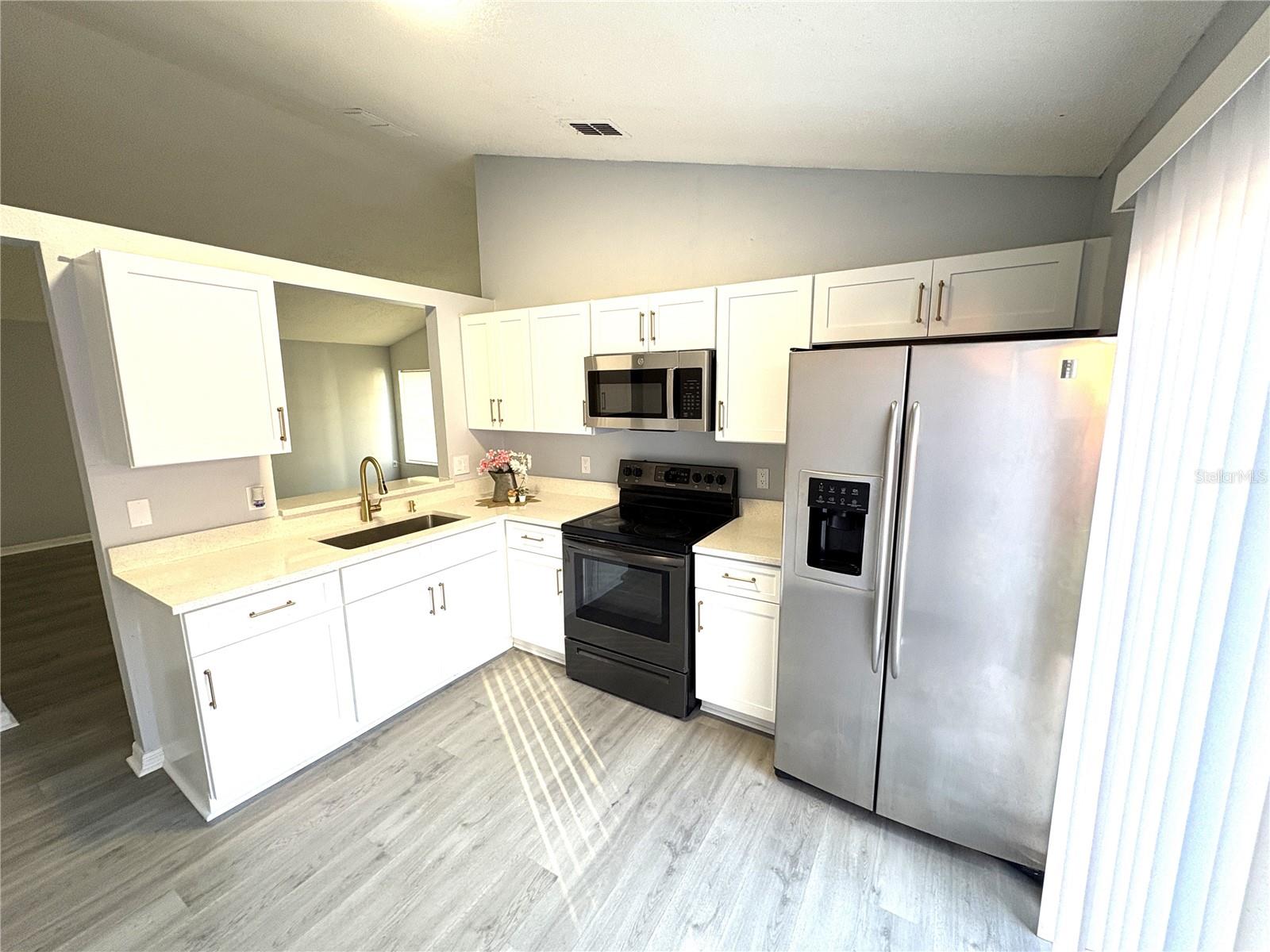 5218 FLORIDA HOLLY DRIVE