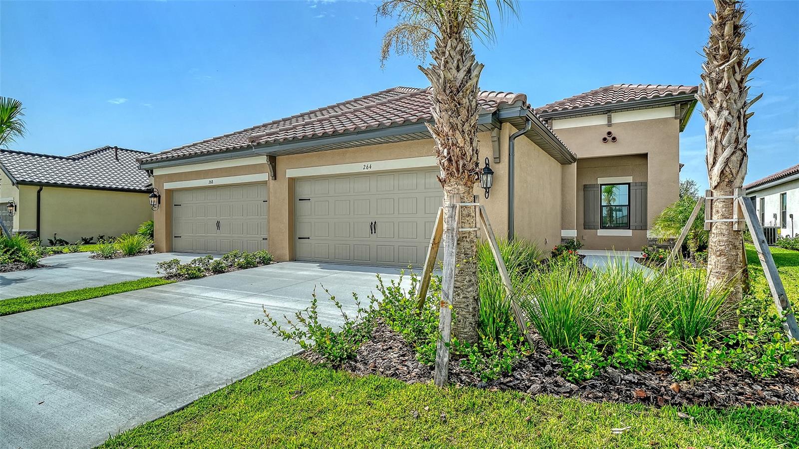 264 ALTAMURA CIRCLE