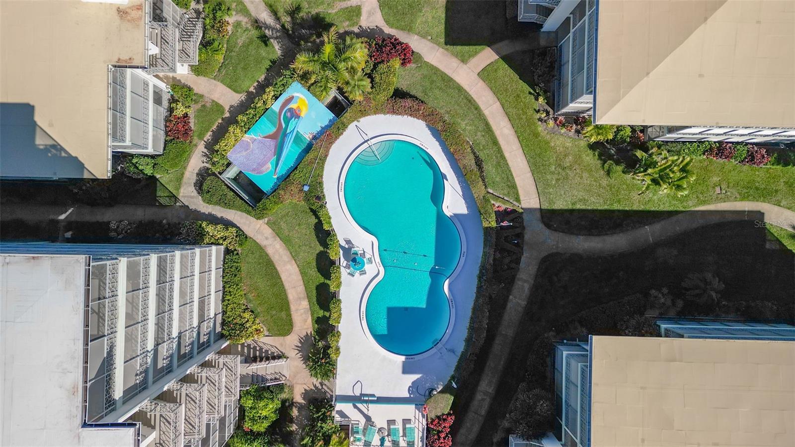 WHISPERING WATERS - Residential