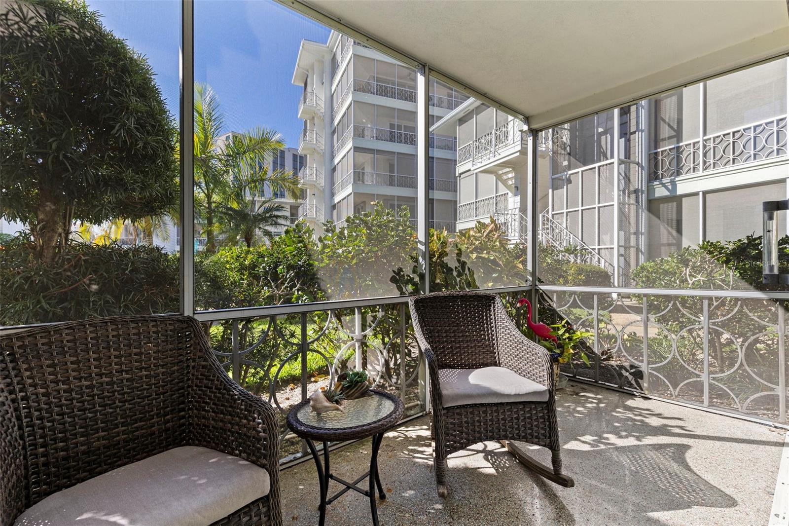 WHISPERING WATERS - Residential