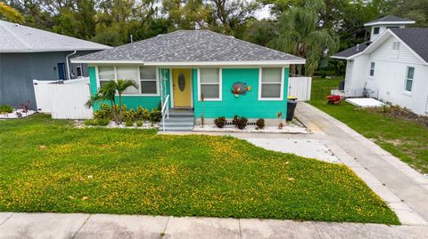 Photo of 1226 Sedeeva Circle S, Clearwater, FL 33755 (MLS # TB8516547)