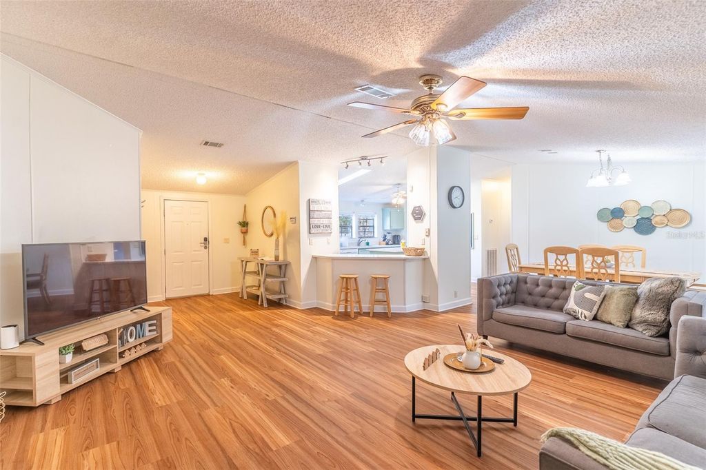 Photo of 5028 Clewis Avenue, Tampa, FL 33610 (MLS # L4958658)