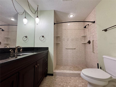 Tiny photo for 8225 E Highway 25, Belleview, FL 34420 (MLS # OM726523)