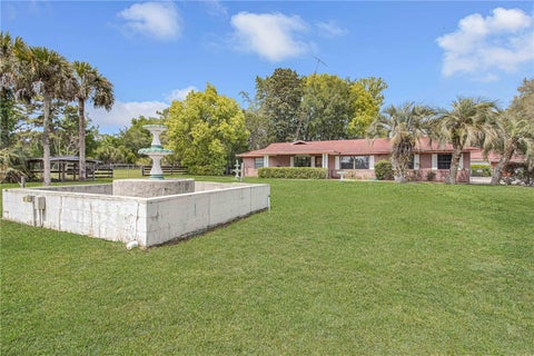 Tiny photo for 8225 E Highway 25, Belleview, FL 34420 (MLS # OM726523)