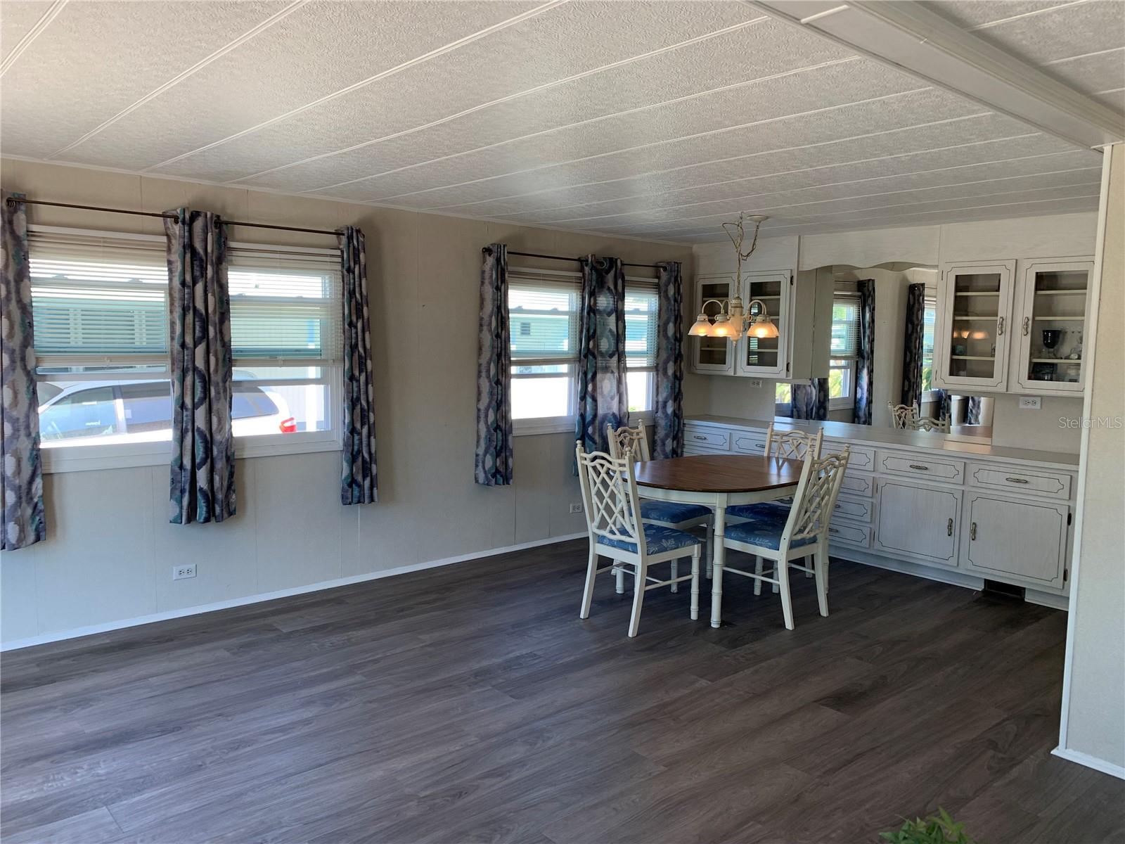 VENICE ISLE - Residential