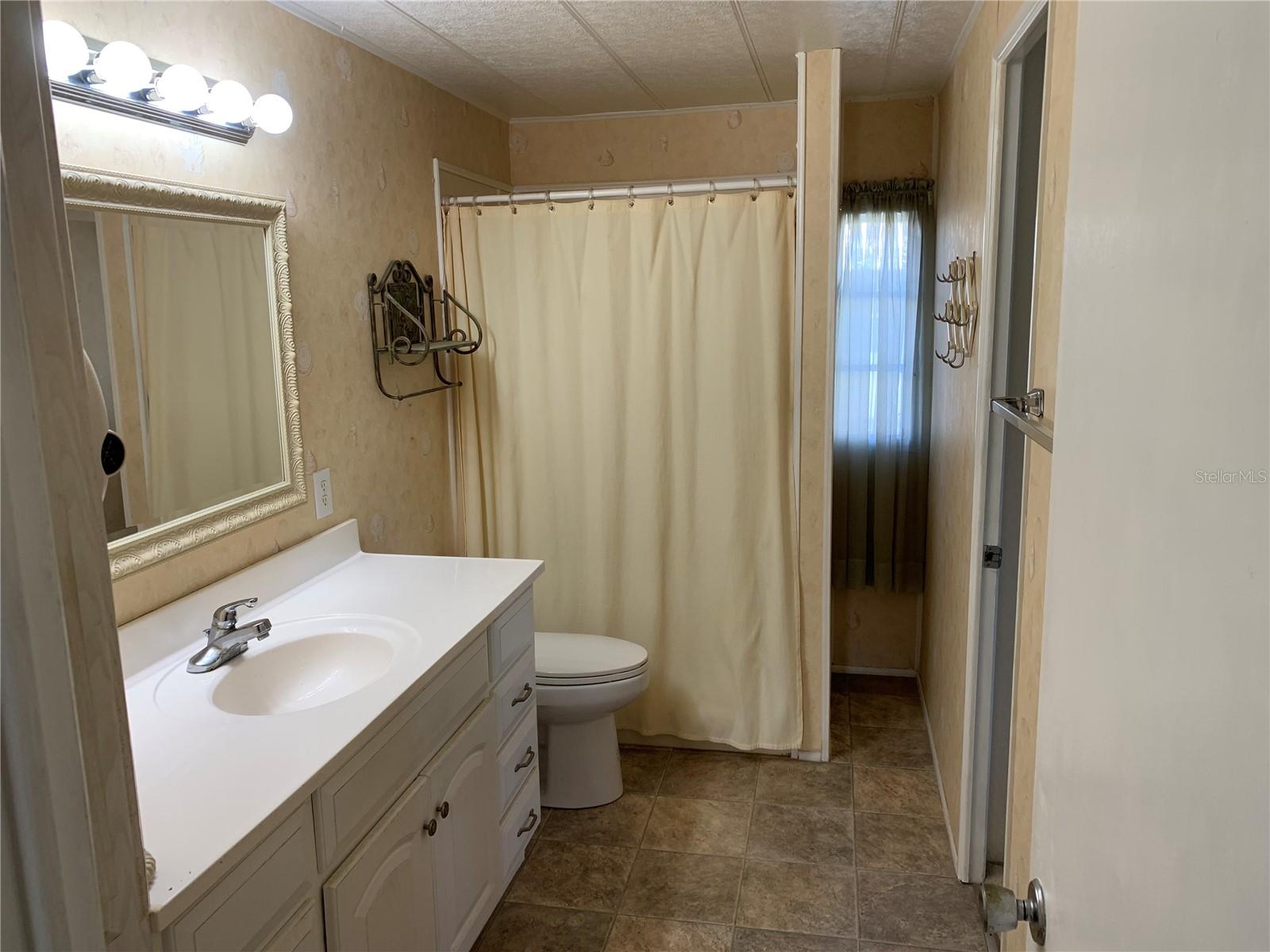 VENICE ISLE - Residential