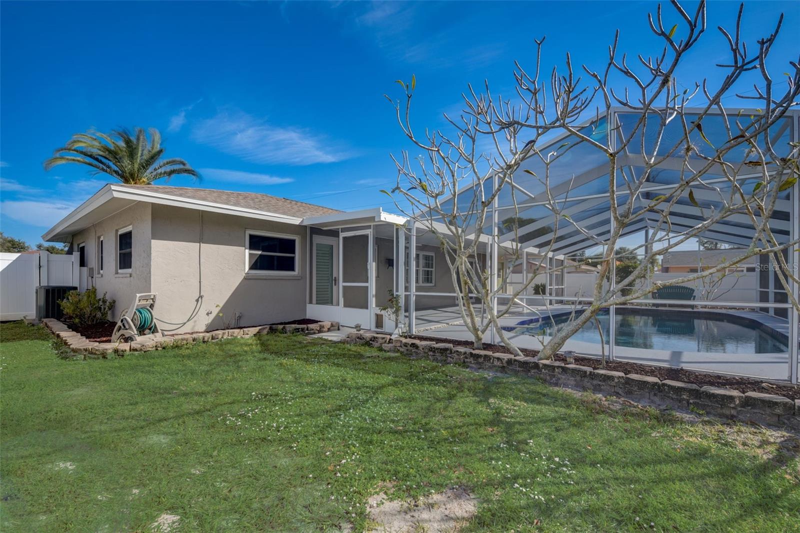 LAKE SARASOTA - Residential