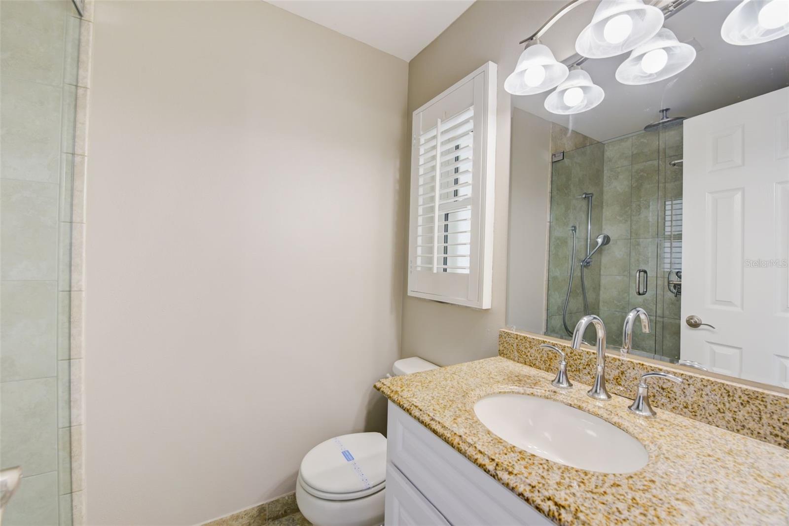 LAKE SARASOTA - Residential