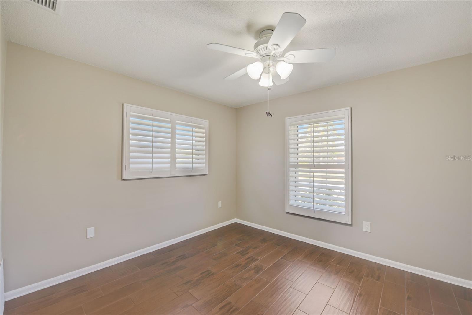 LAKE SARASOTA - Residential