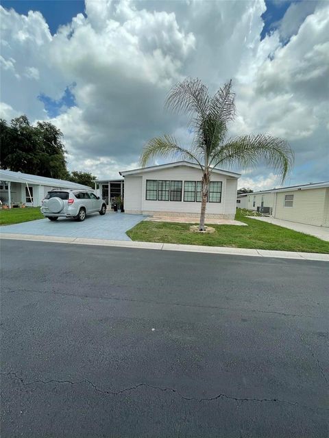 3124 POND HOLLOW STREET 183 WESLEY CHAPEL FL 33543