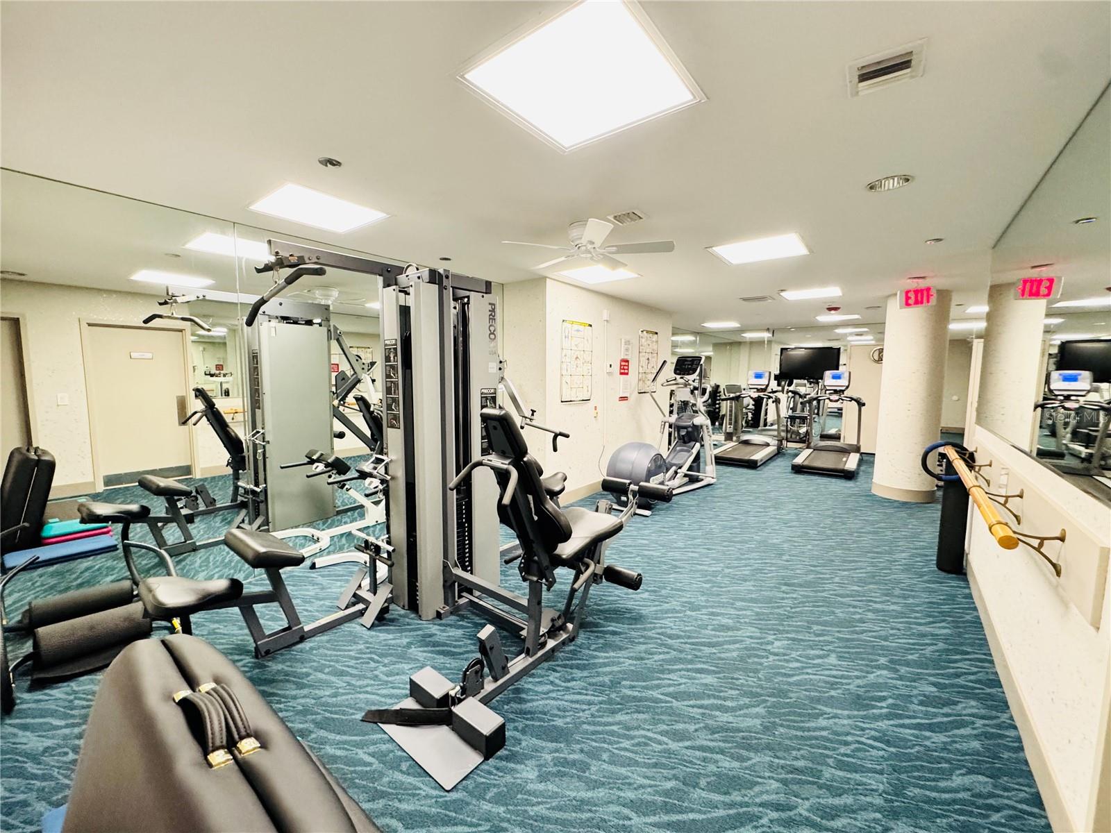 BEACHES OF LONGBOAT KEY PH-1 - Residential