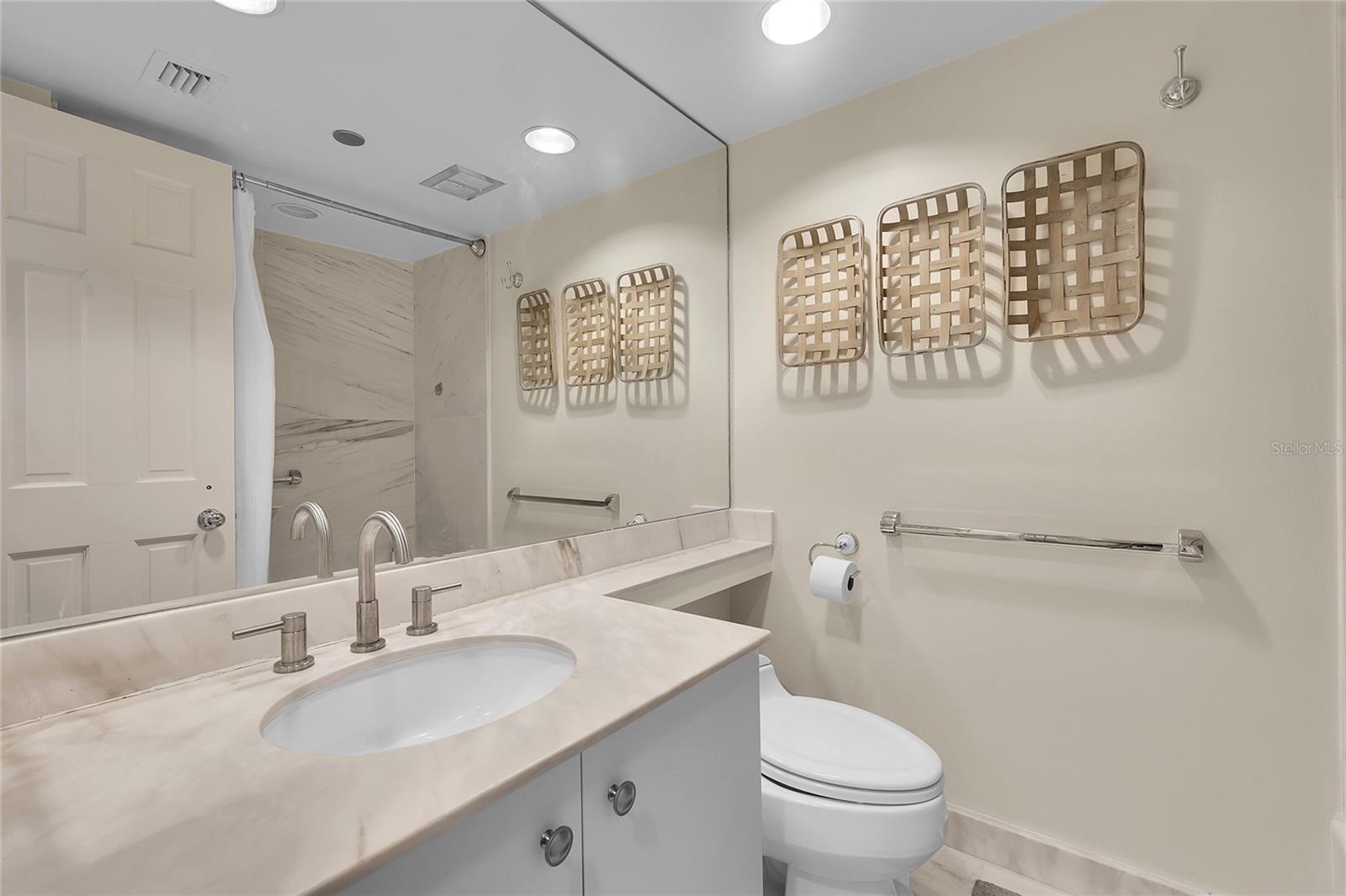 BEACHES OF LONGBOAT KEY PH-1 - Residential