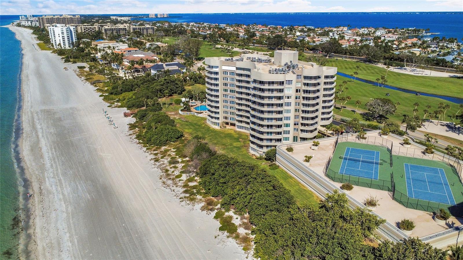 BEACHES OF LONGBOAT KEY PH-1 - Residential