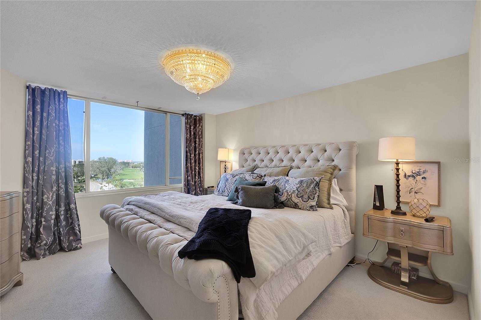 BEACHES OF LONGBOAT KEY PH-1 - Residential