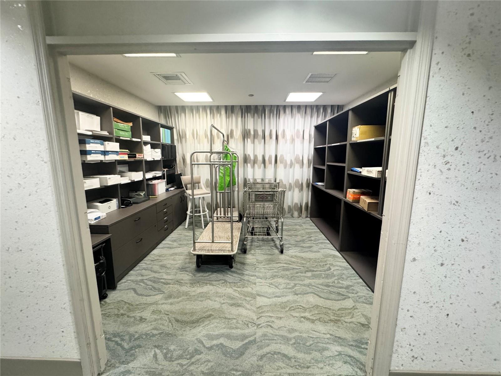 BEACHES OF LONGBOAT KEY PH-1 - Residential