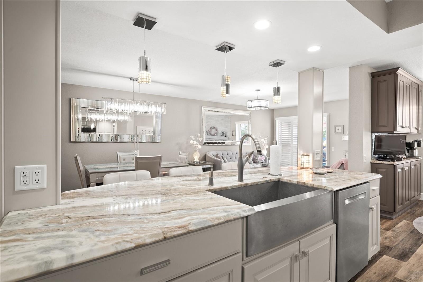 GLADES THE - Residential