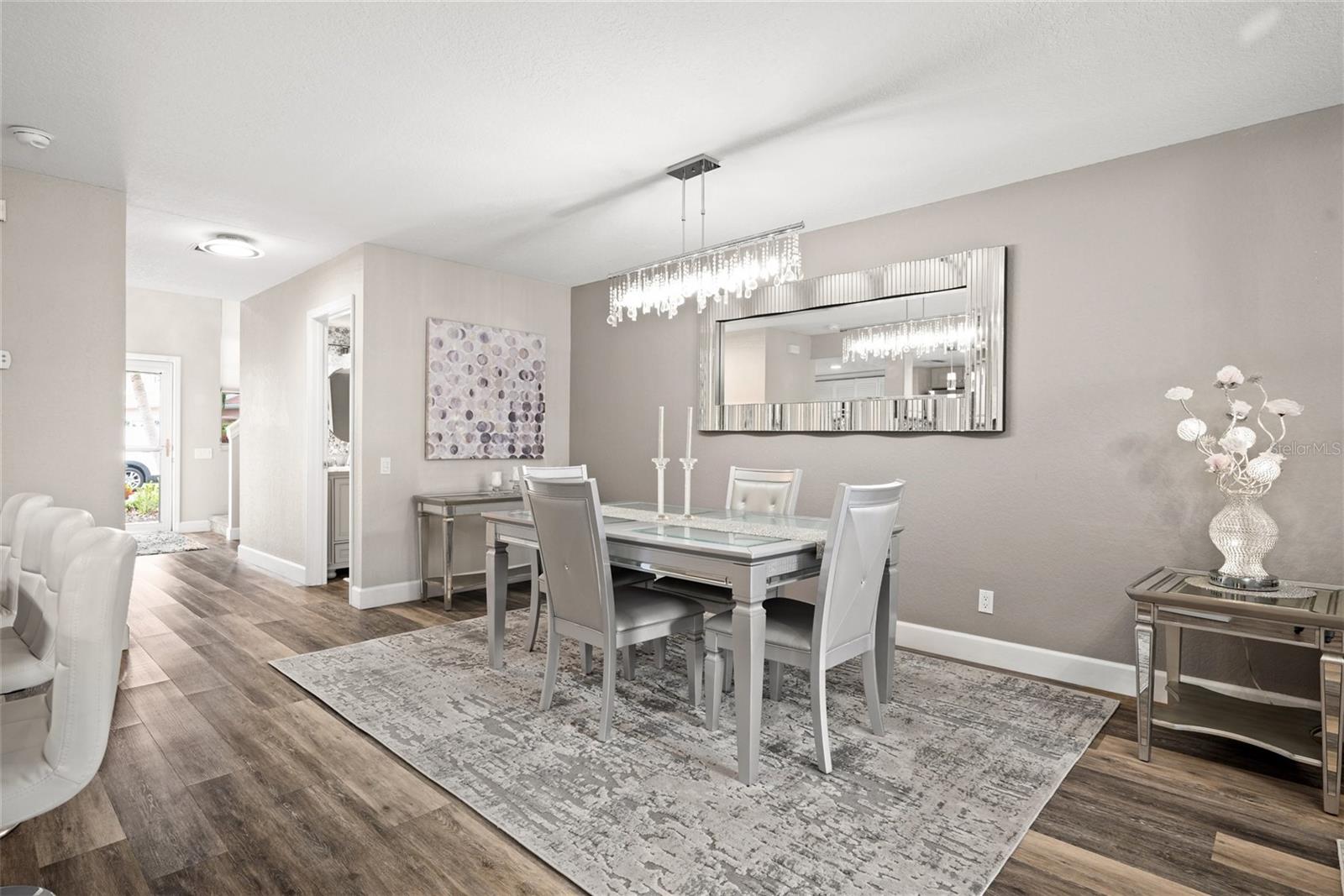 GLADES THE - Residential