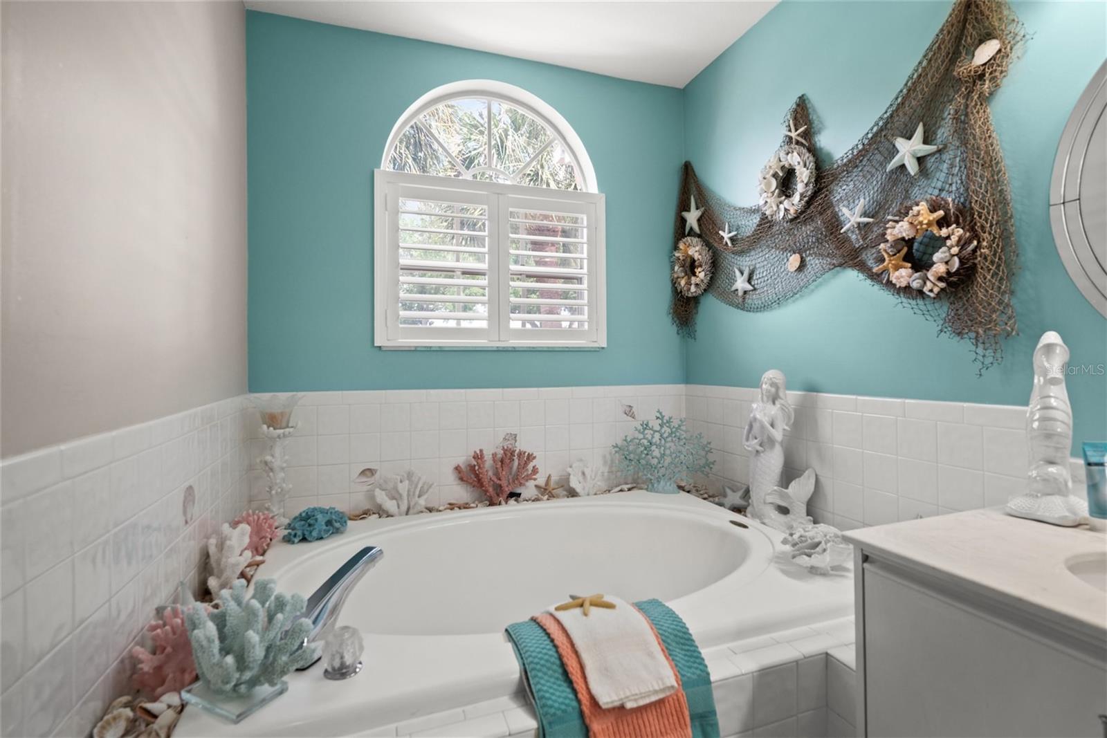 GLADES THE - Residential