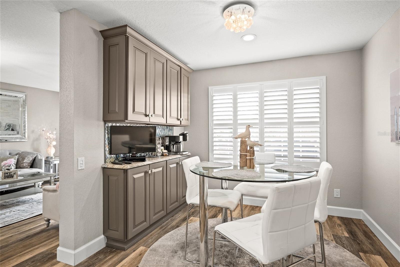 GLADES THE - Residential