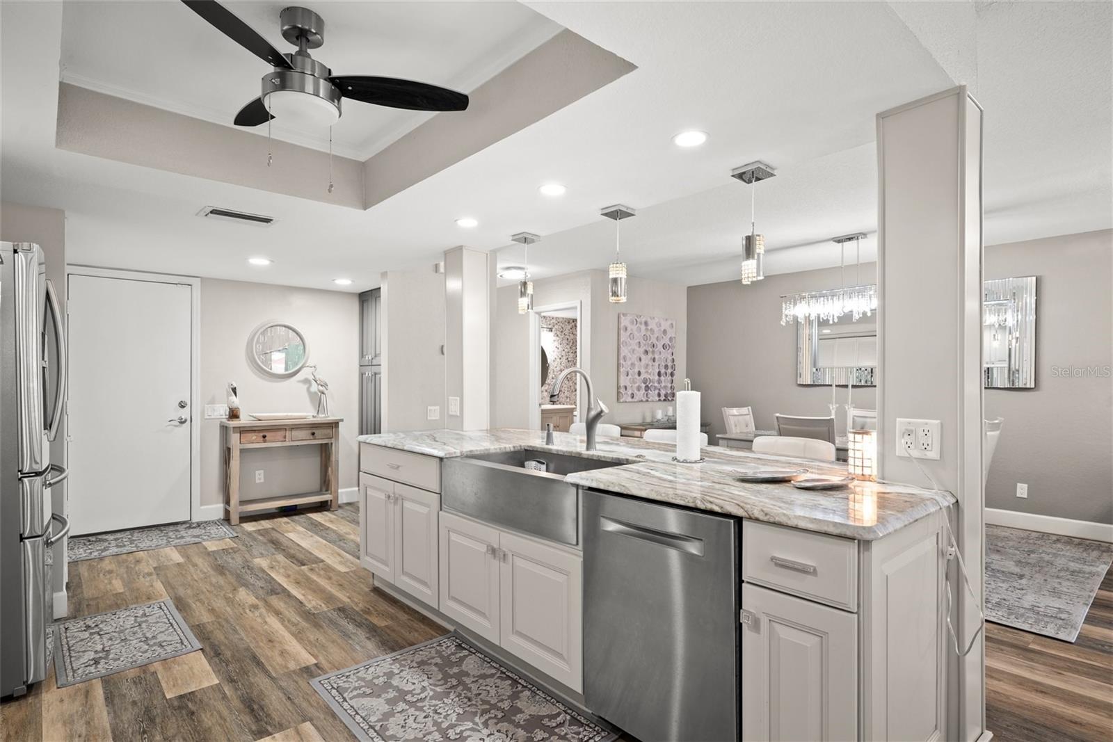 GLADES THE - Residential