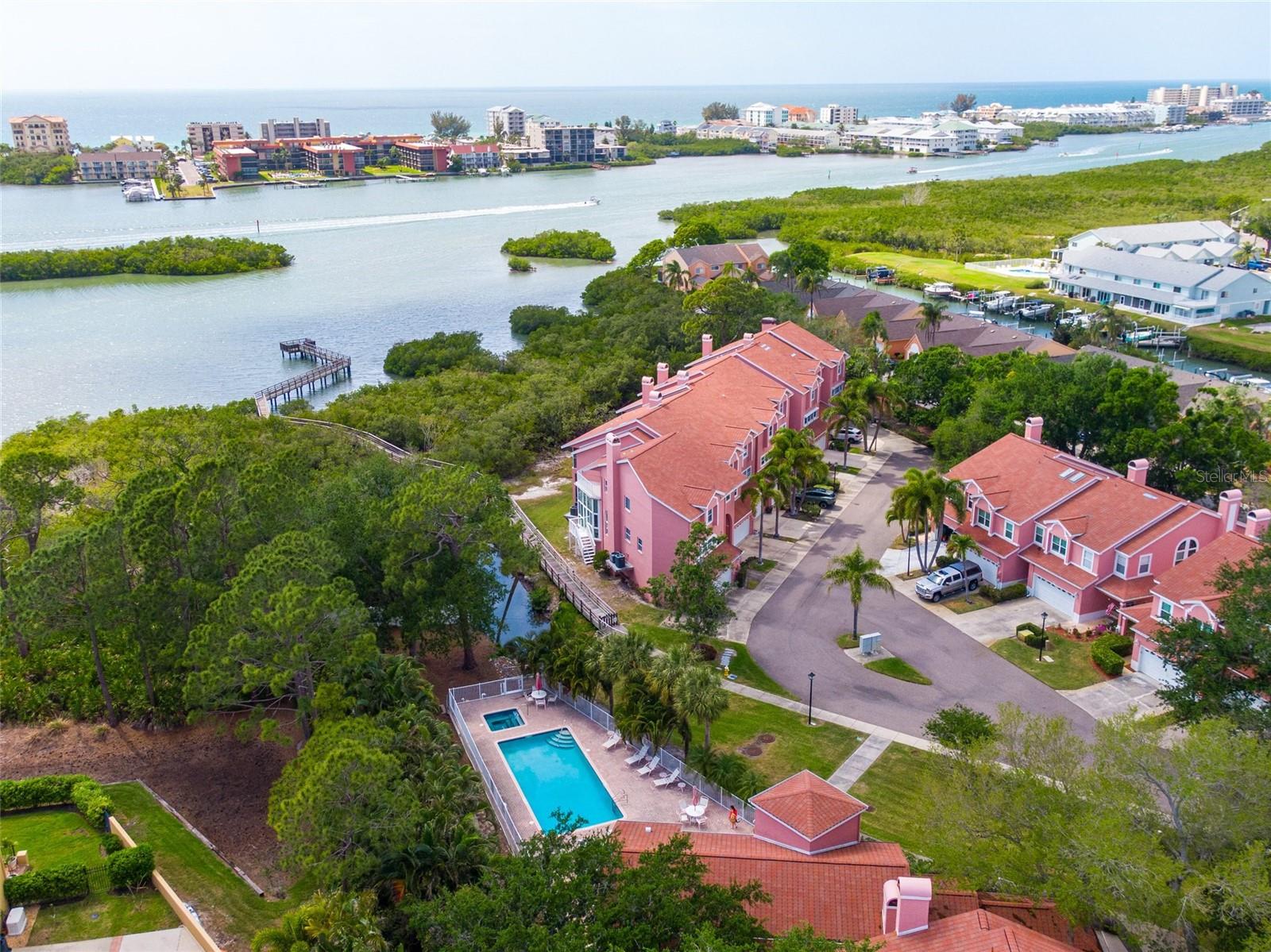 GLADES THE - Residential