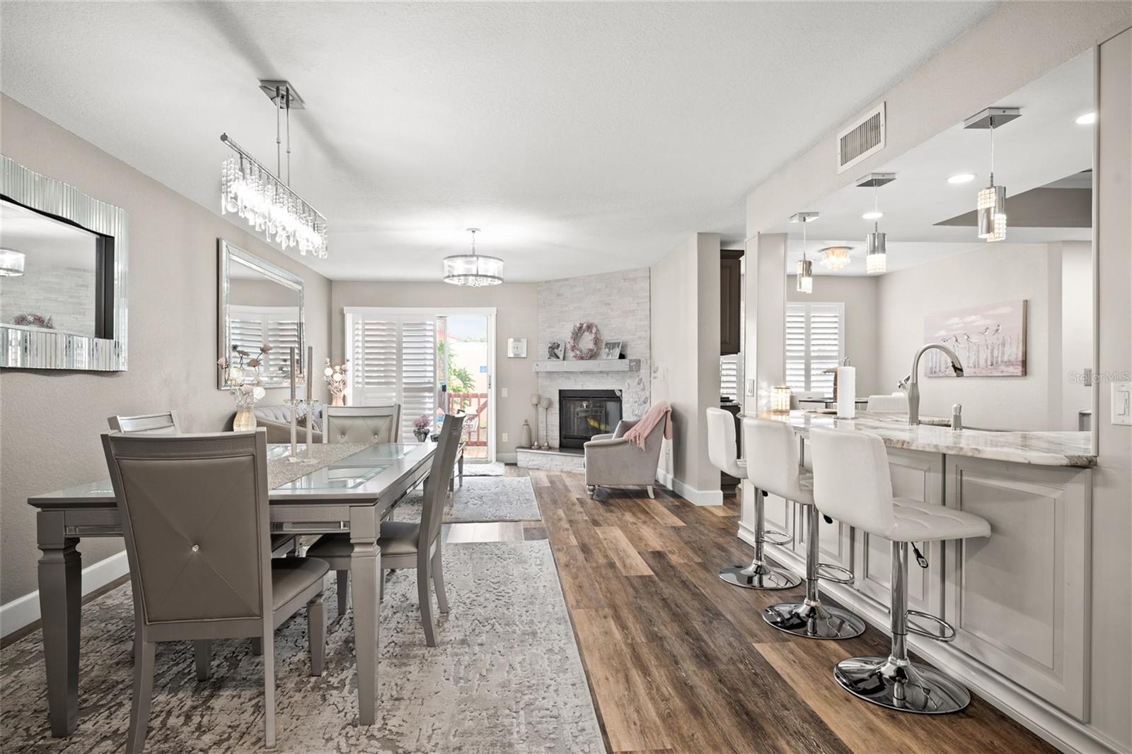 GLADES THE - Residential