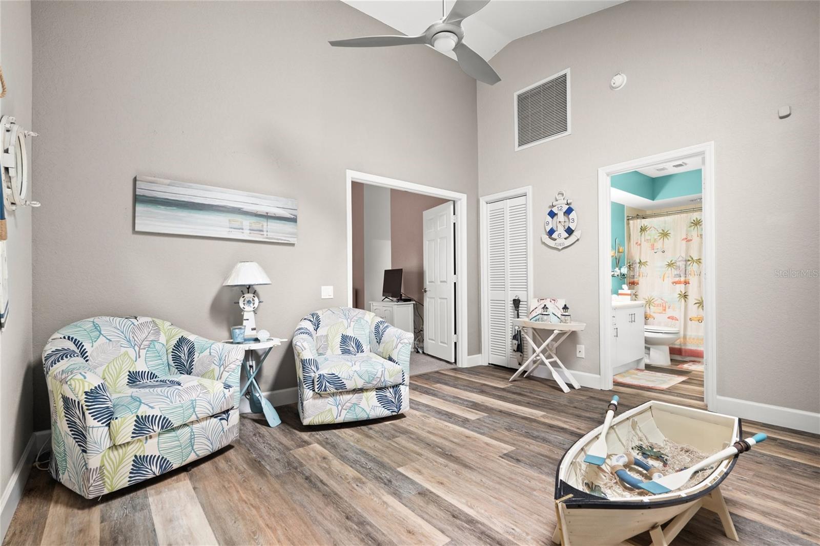 GLADES THE - Residential