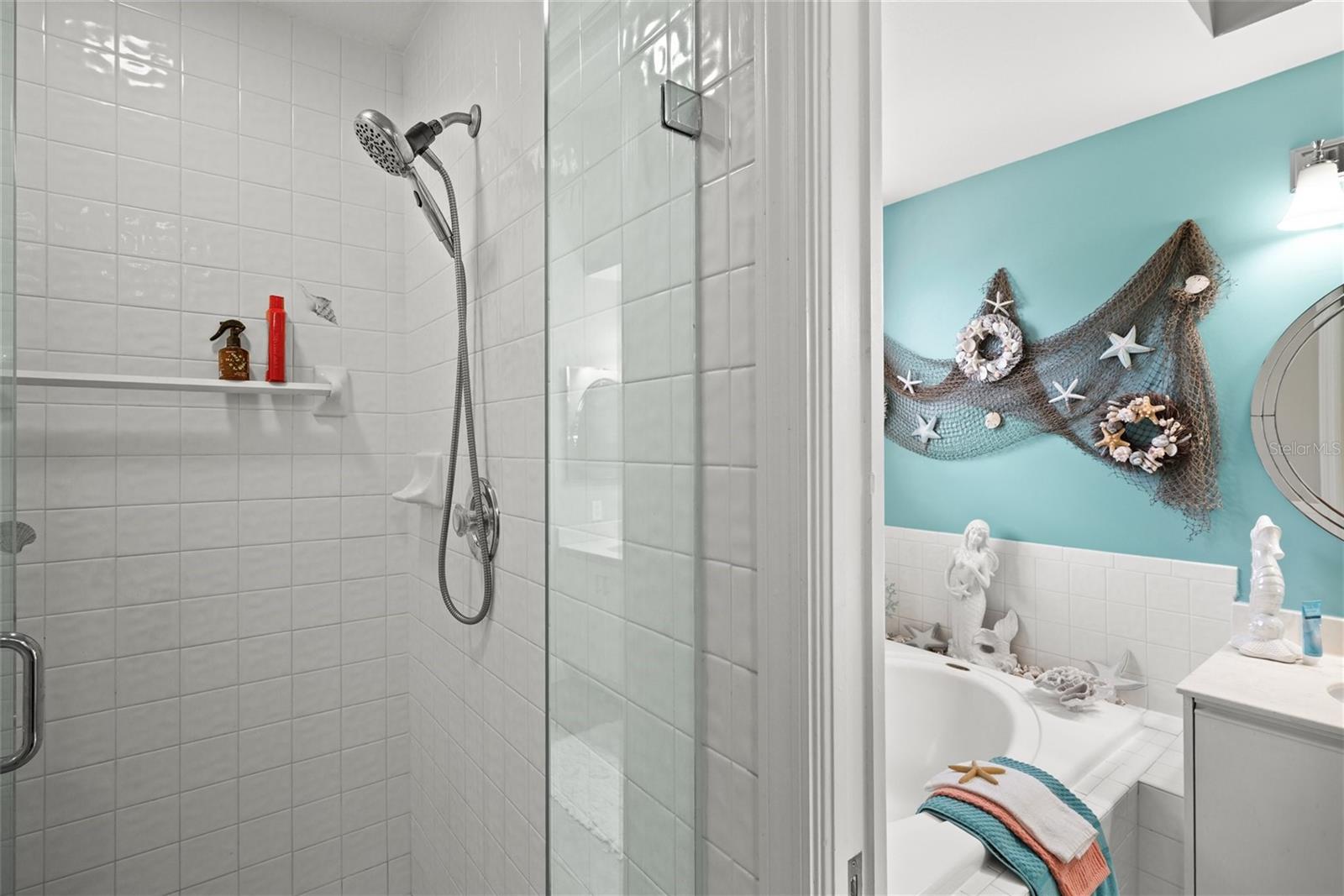 GLADES THE - Residential