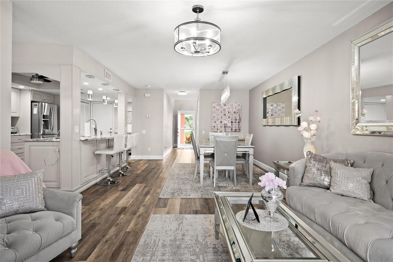 GLADES THE - Residential