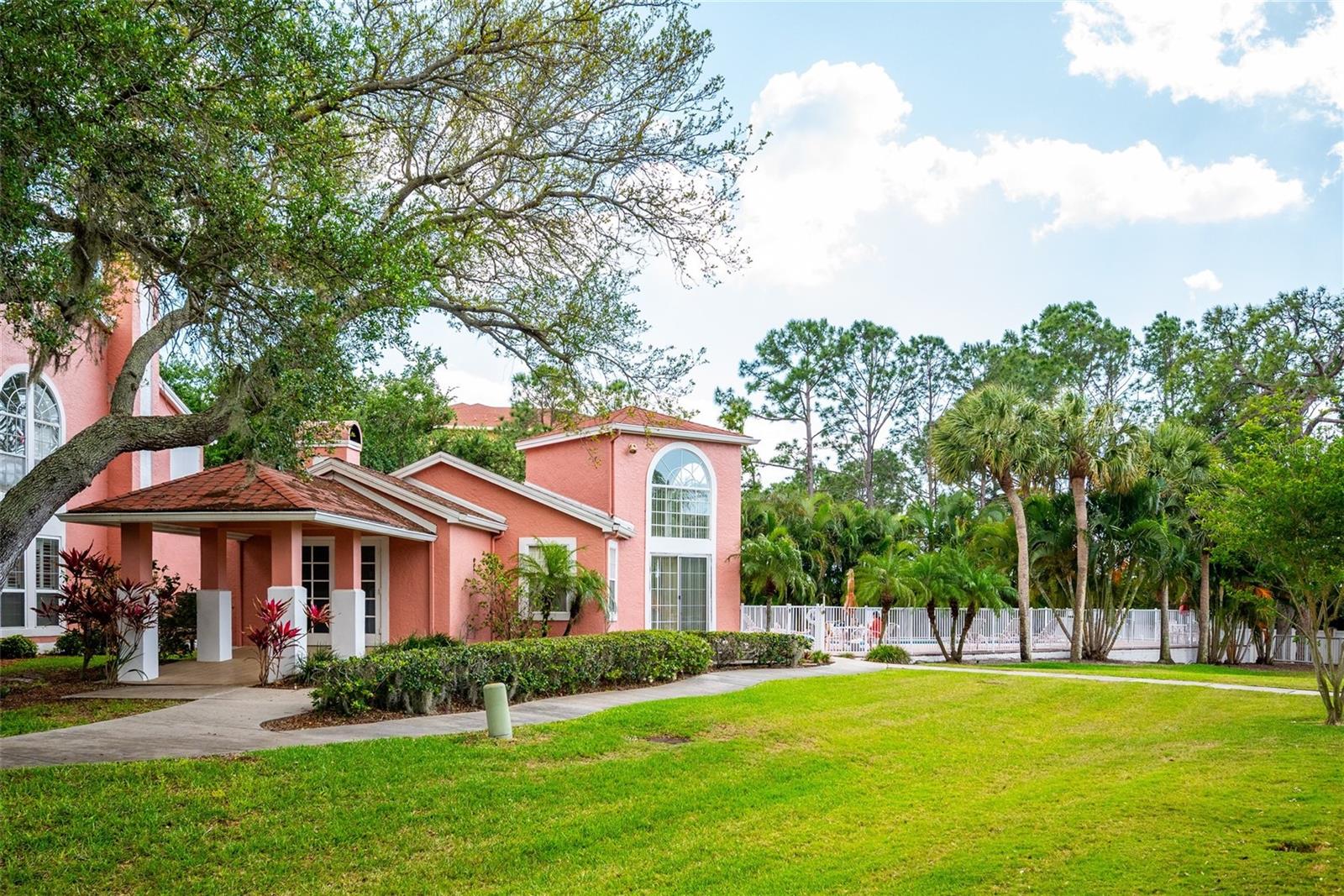 GLADES THE - Residential