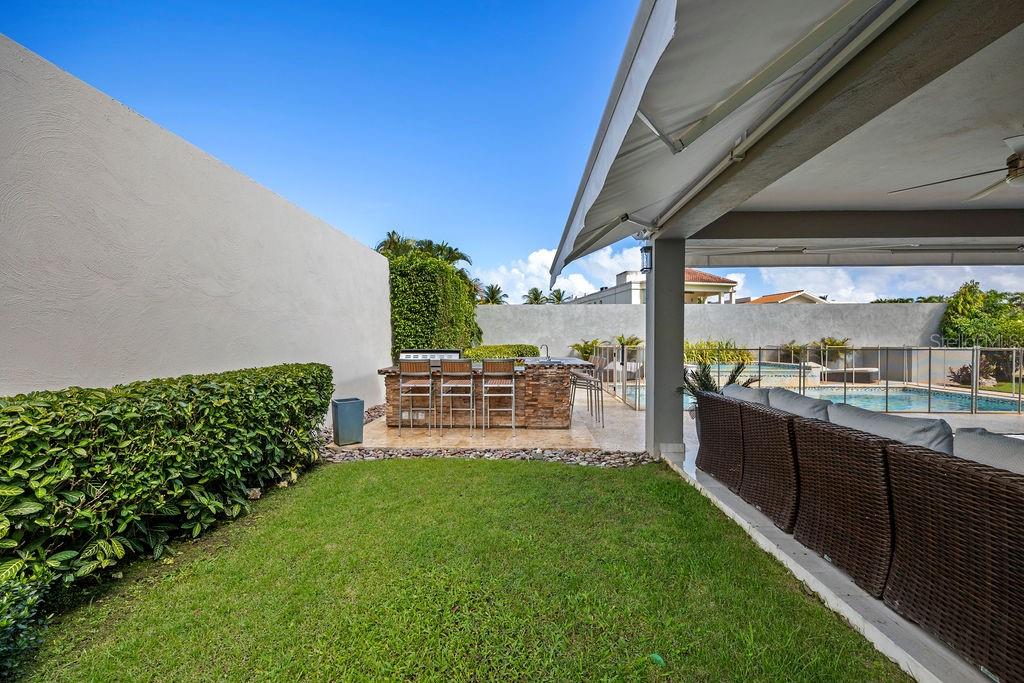 DORADO BEACH EAST - Residential