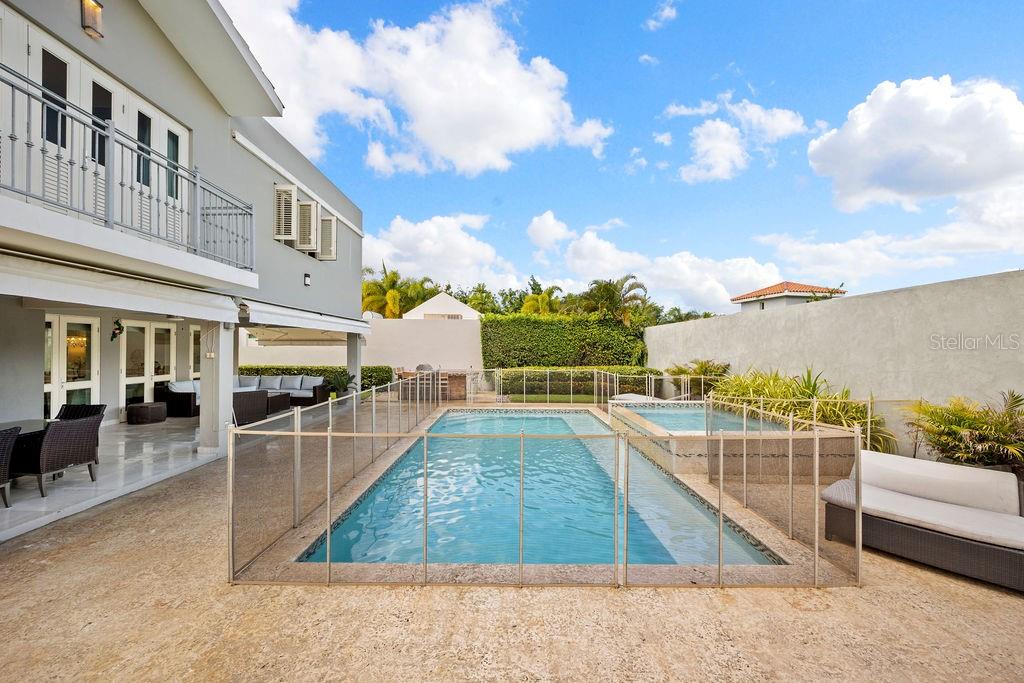 DORADO BEACH EAST - Residential