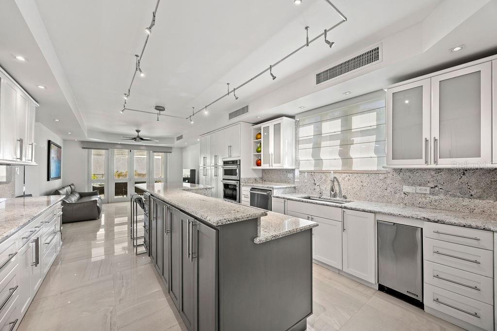 DORADO BEACH EAST - Residential