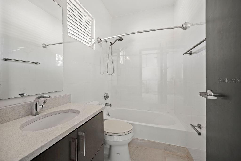 DORADO BEACH EAST - Residential