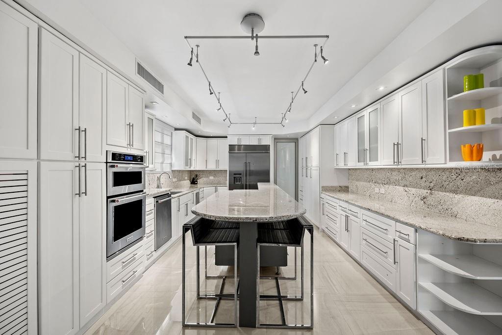 DORADO BEACH EAST - Residential