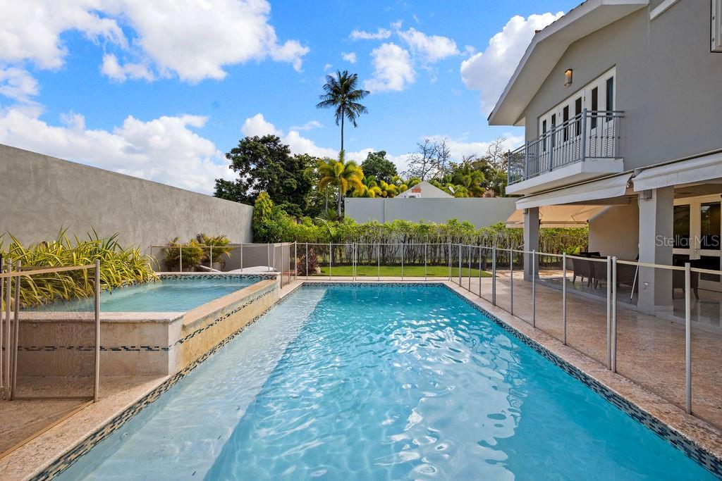 DORADO BEACH EAST - Residential