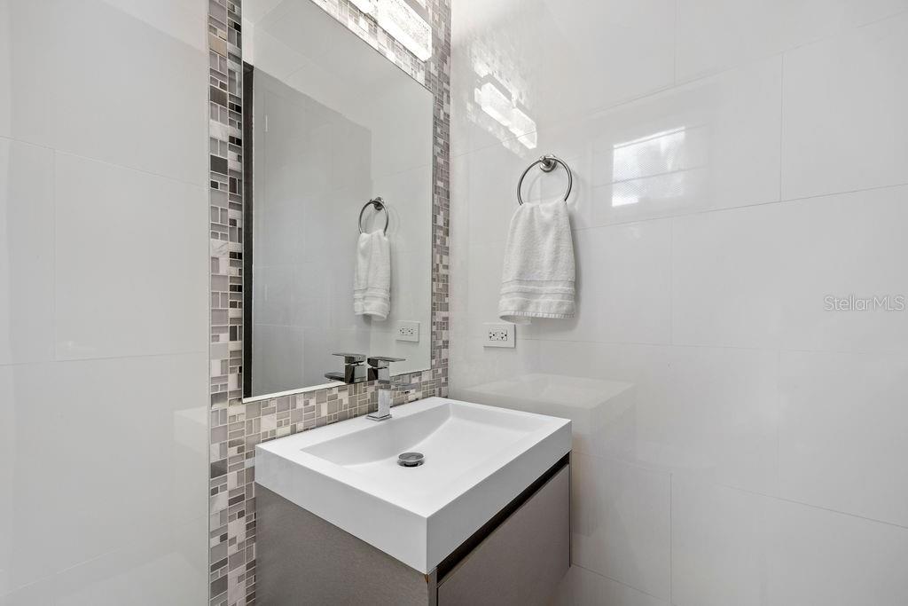 DORADO BEACH EAST - Residential