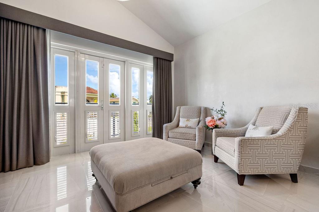 DORADO BEACH EAST - Residential