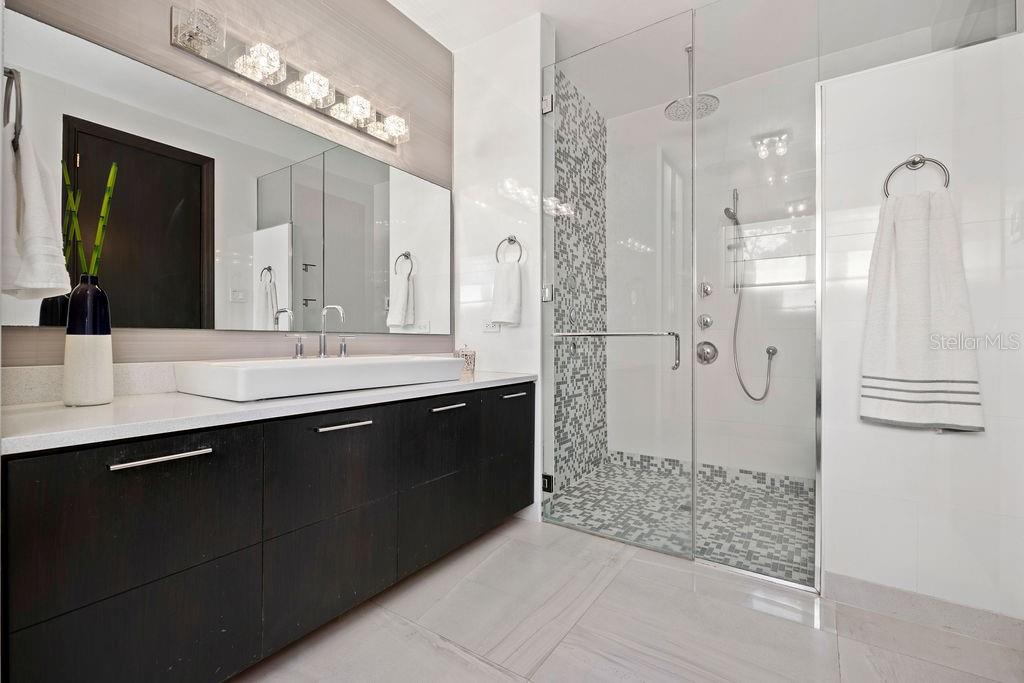 DORADO BEACH EAST - Residential