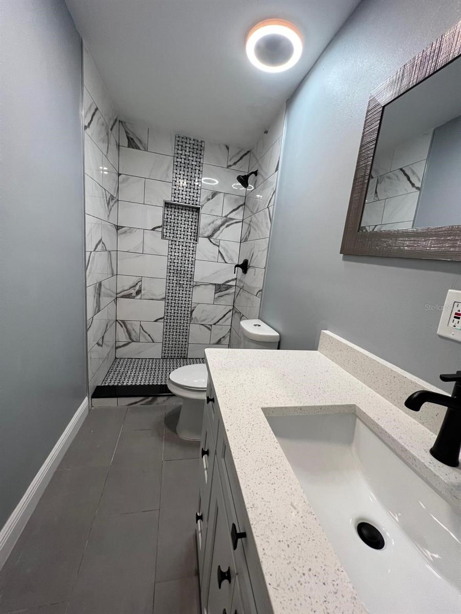 MONTALDIS - Residential Lease