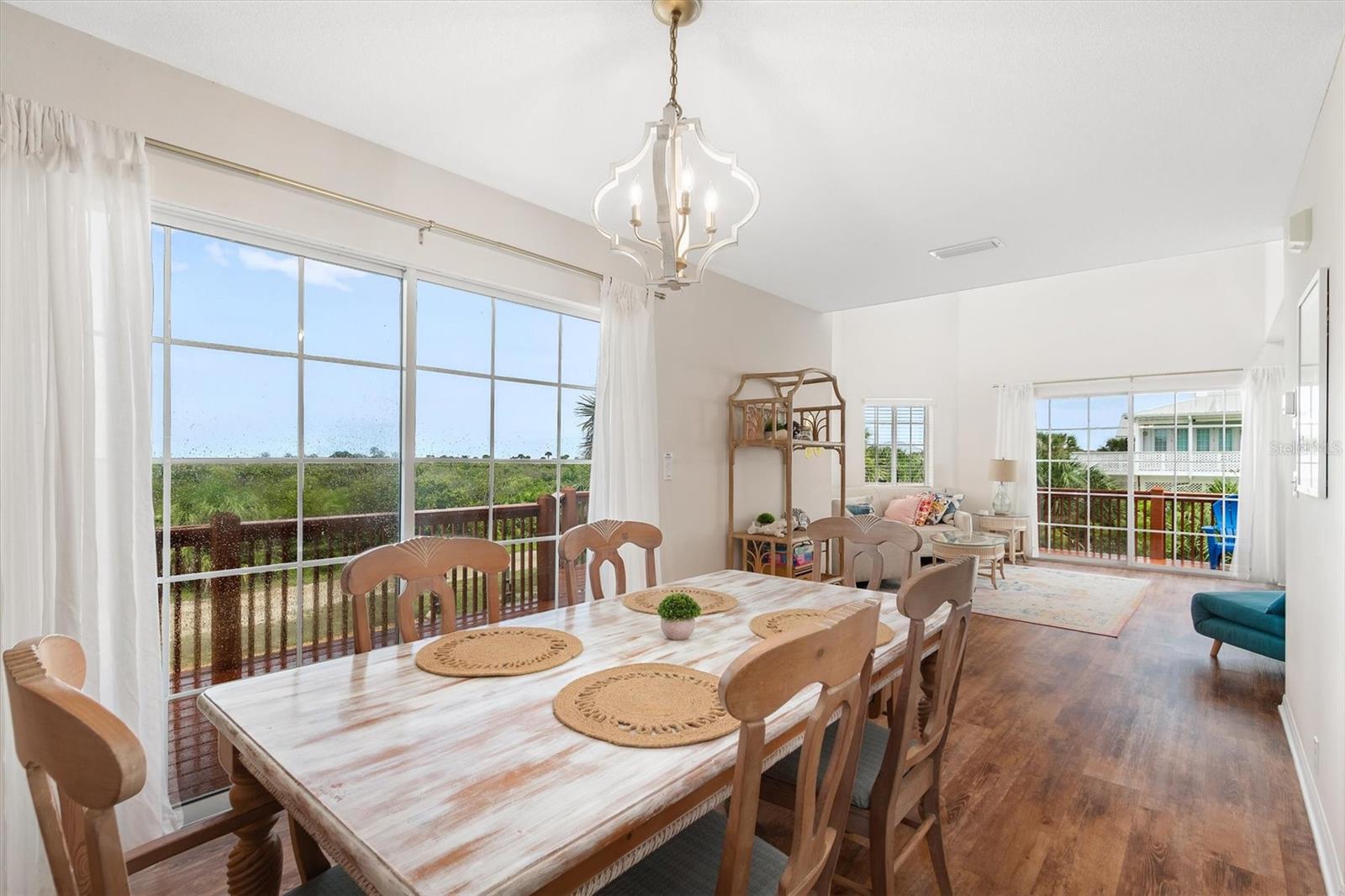OCEANSIDE ACRES UR SUB - Residential