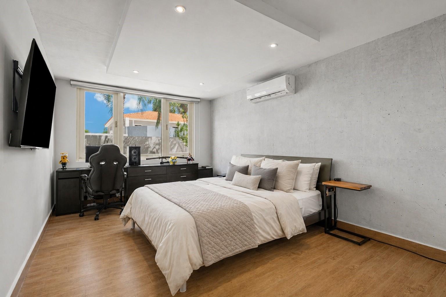 SABANERA DE DORADO - Residential