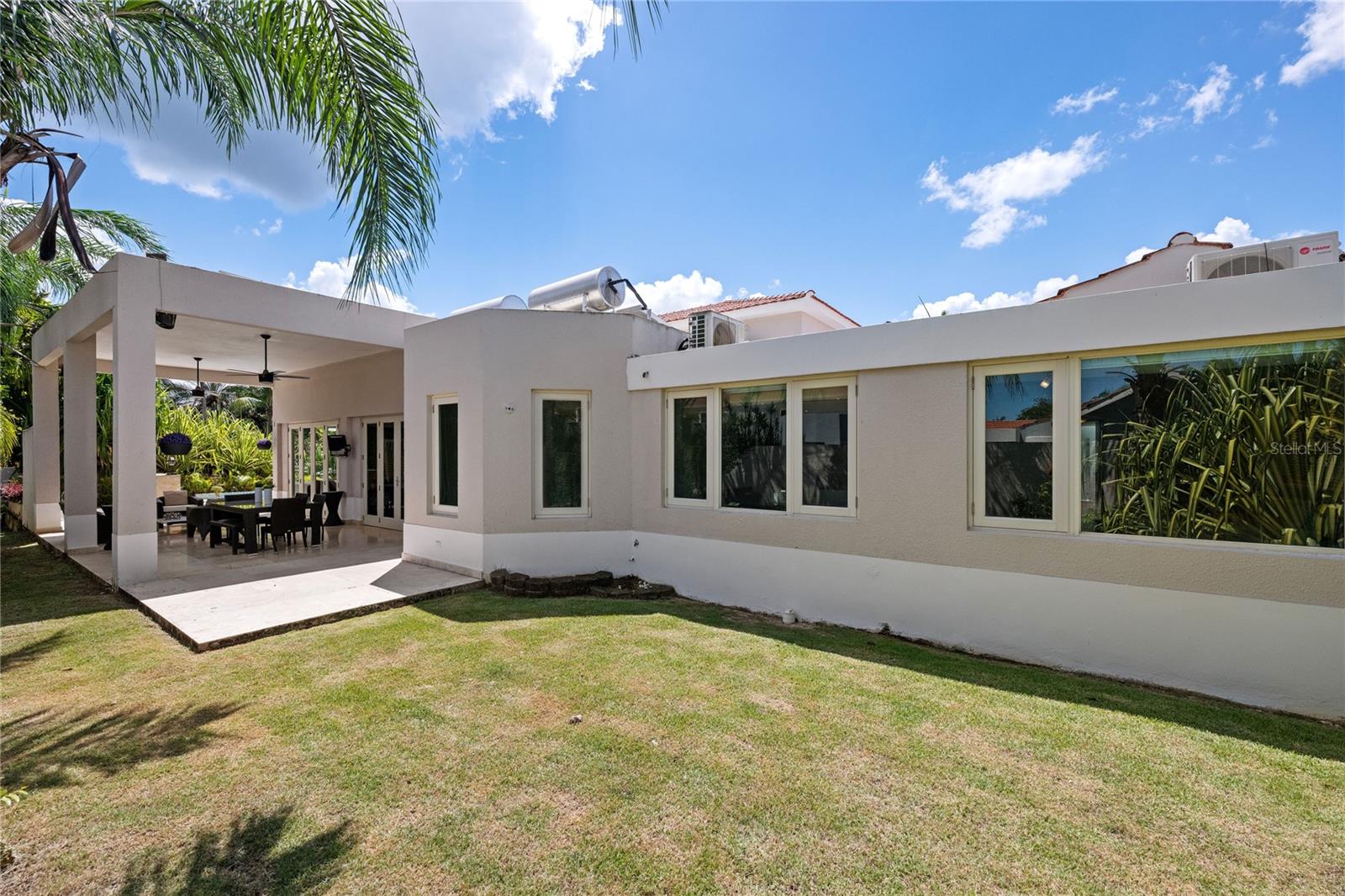 SABANERA DE DORADO - Residential
