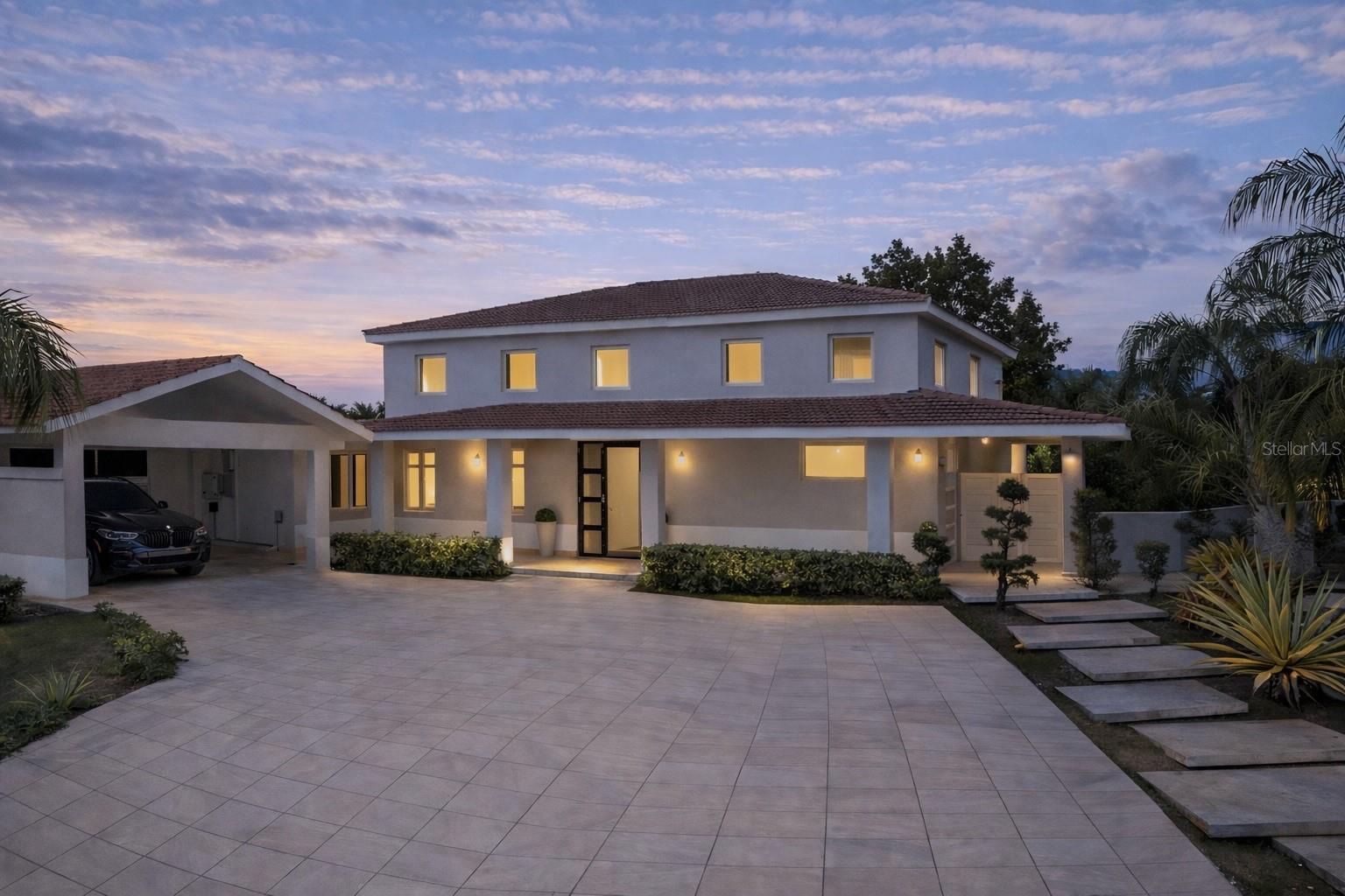 SABANERA DE DORADO - Residential