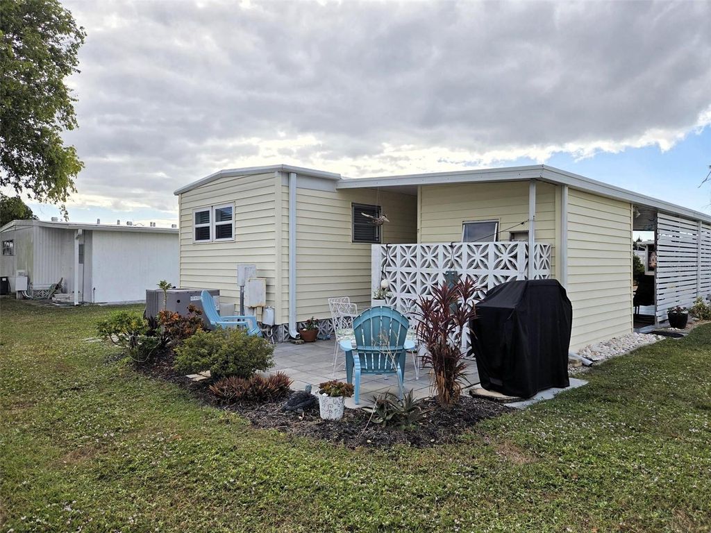 Photo of 3409 Spanish Oak Terrace, Sarasota, FL 34237 (MLS # A4670478)