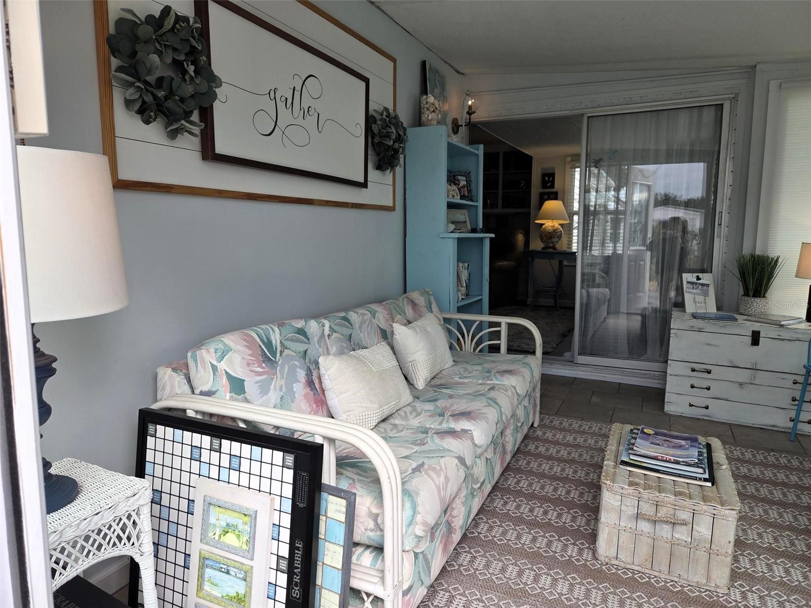 OAKWOOD MANOR - Residential