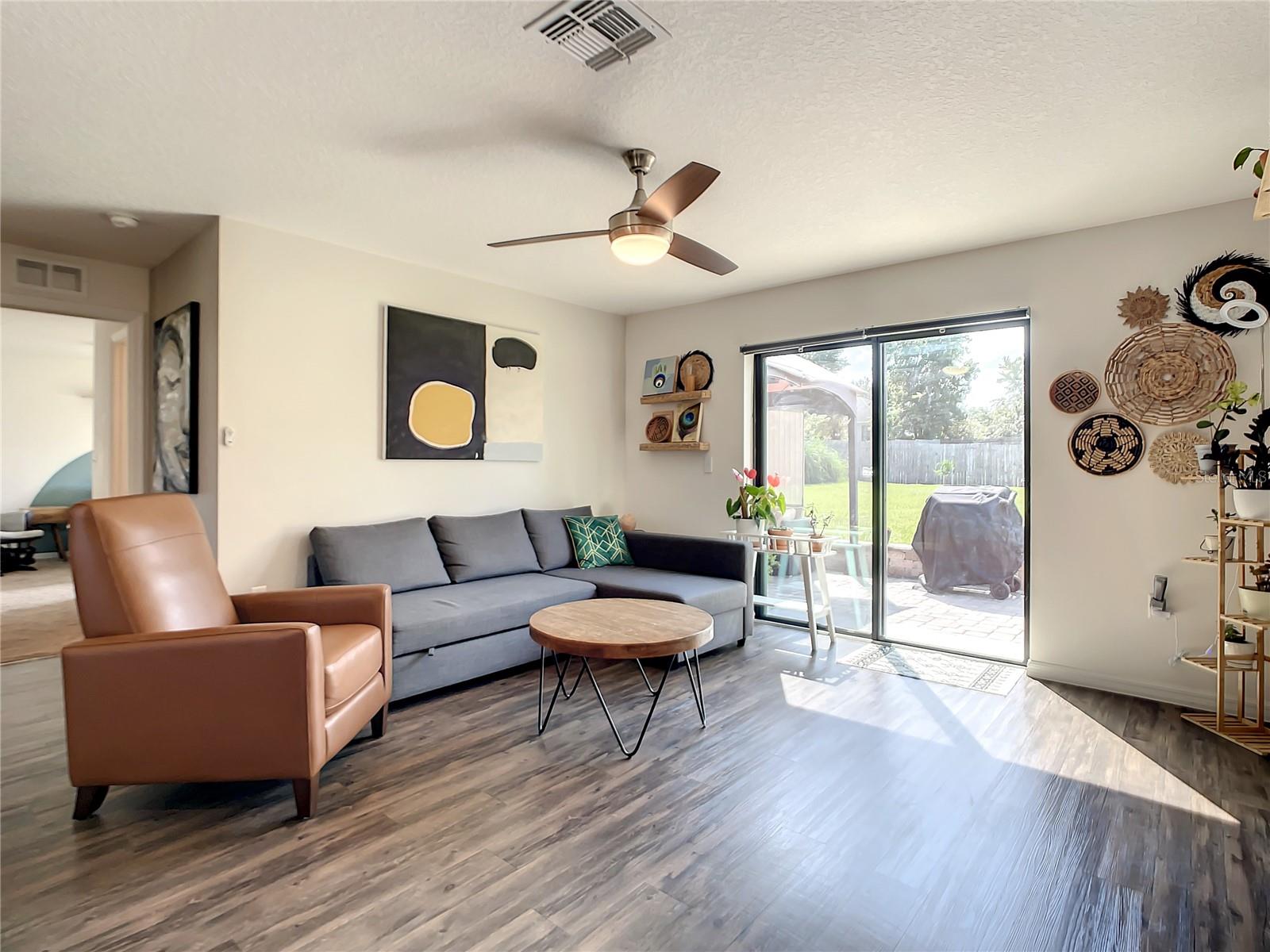 DELTONA LAKES UN 54 - Residential