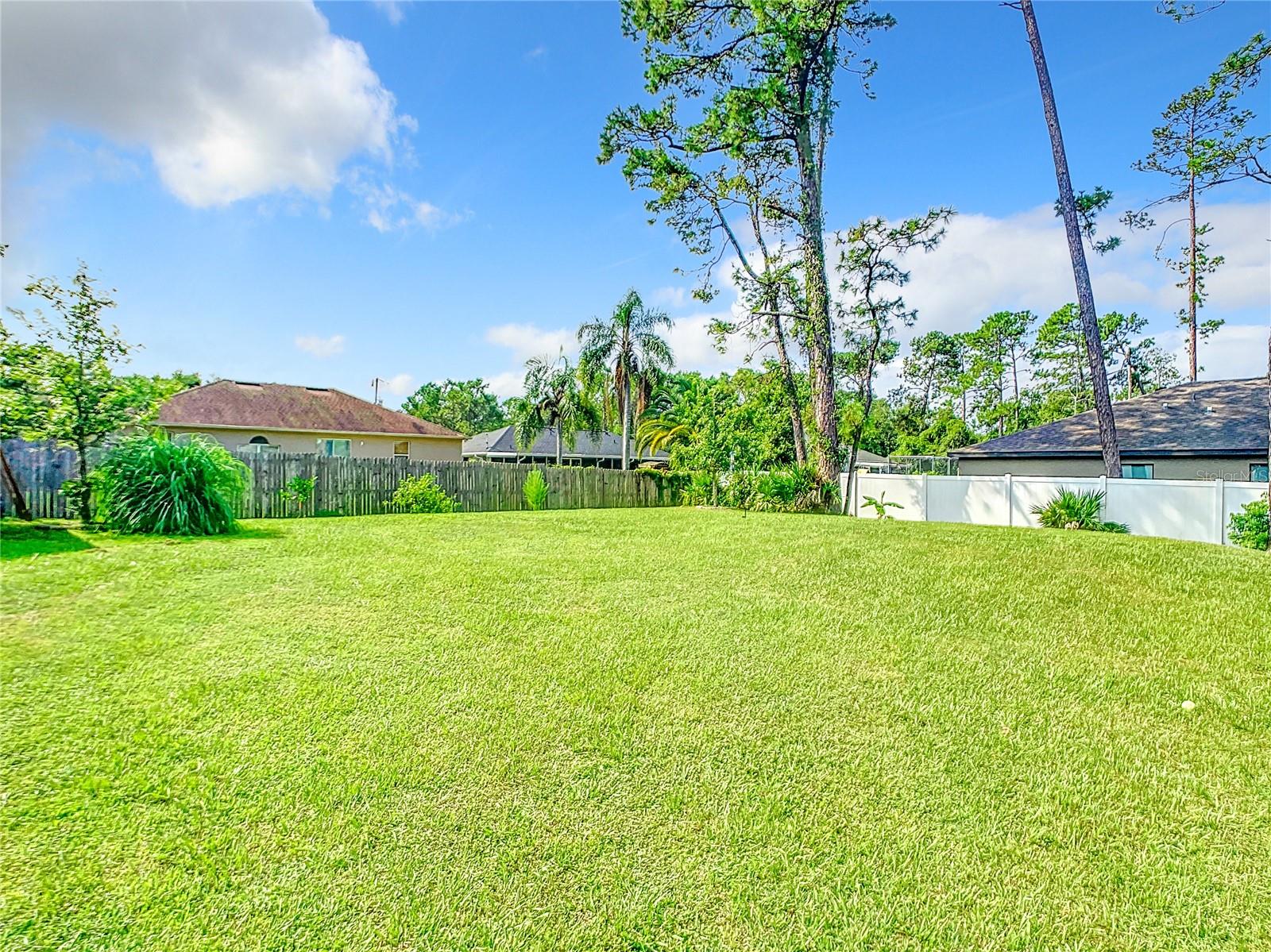 DELTONA LAKES UN 54 - Residential