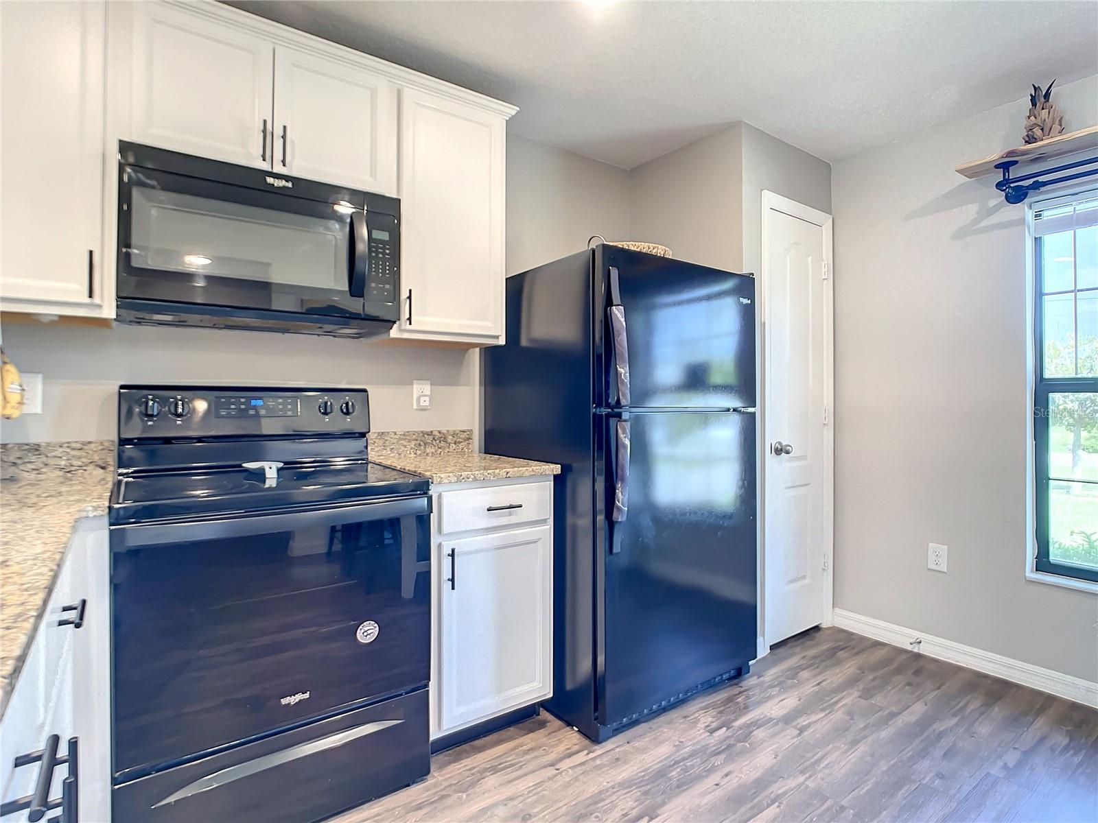 DELTONA LAKES UN 54 - Residential